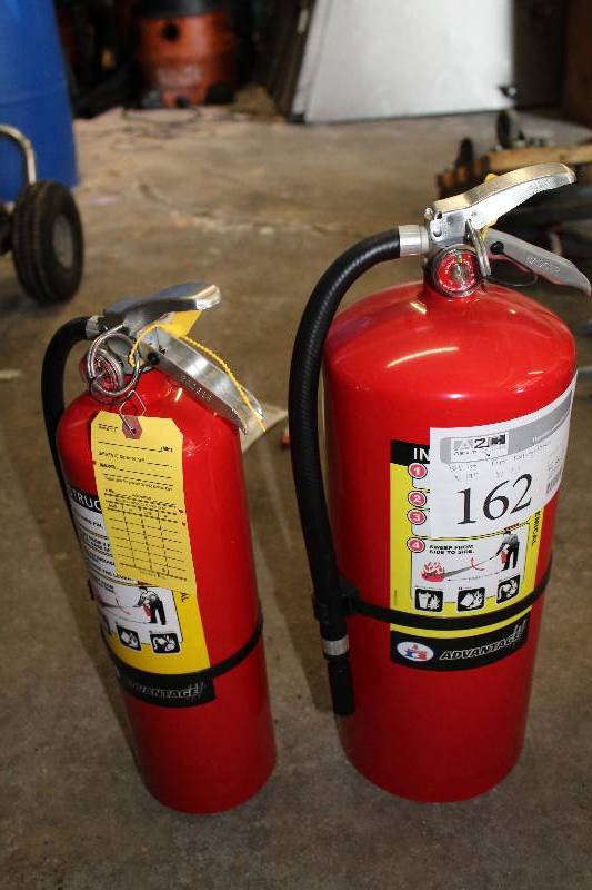 lot 162 image: Lot of (2) Fire Extinguishers