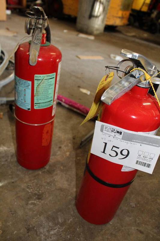 lot 159 image: Lot of (2) PEM-All Halon 1211 Fire Extinguishers