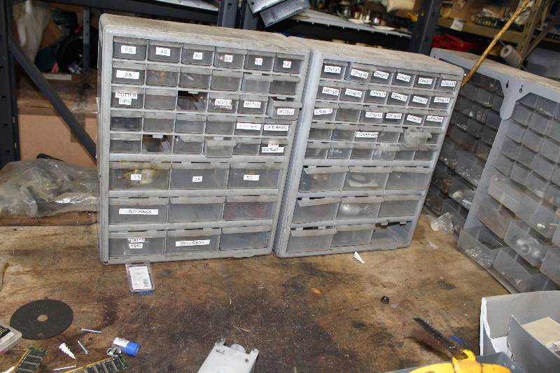lot 233 image: Lot of (2) Parts Organizers