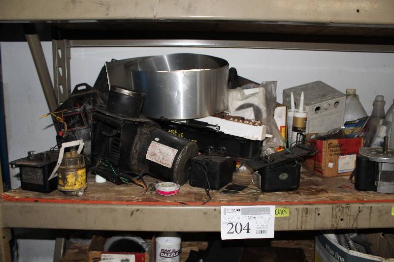 lot 204 image: Hardware - Misc, Beckett Motor - 115V, 60Hz, 1.8A, 3450 rpm