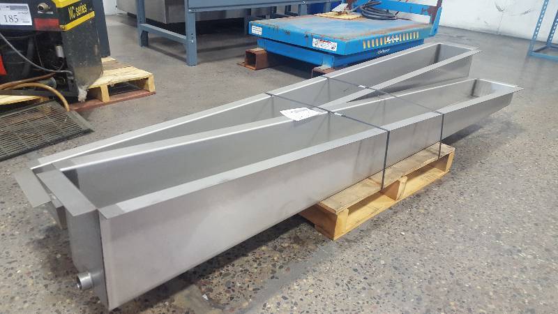 lot 189 image: Metal Troughs