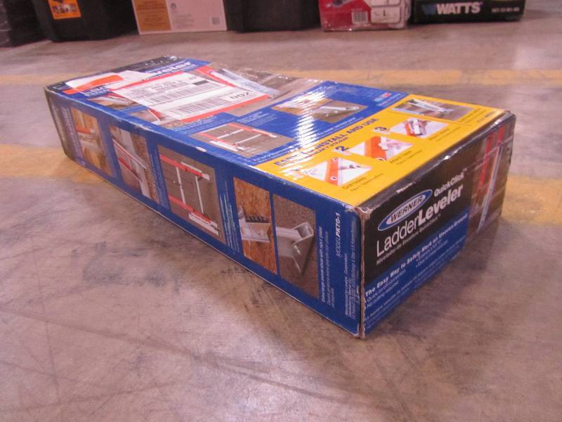 lot 41 image: Werner Quick-Click 4 in. x 8 in. x 20-58 in. Ladder Leg Leveler
