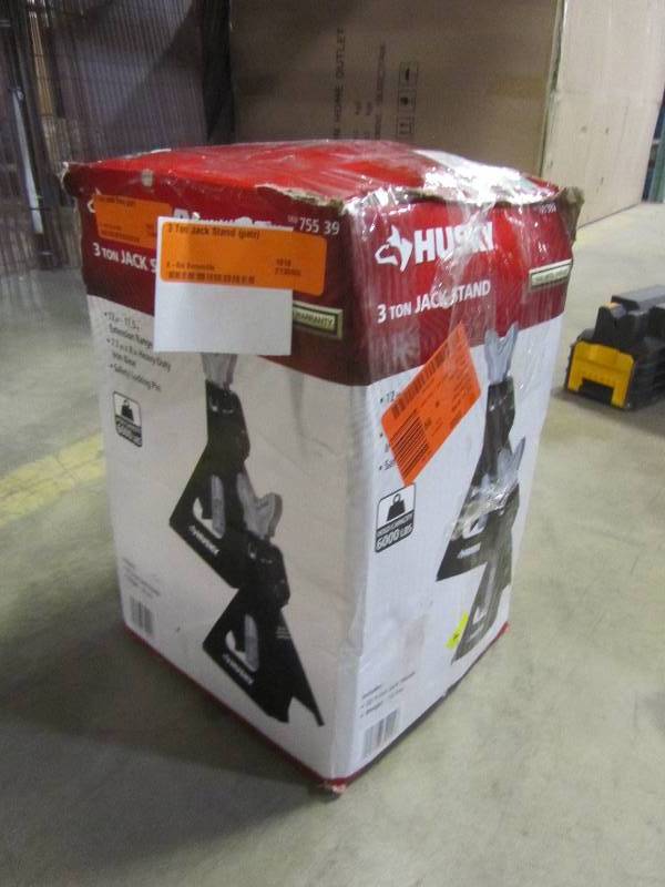 lot 51 image: Husky 3 Ton Jack Stand (pair)