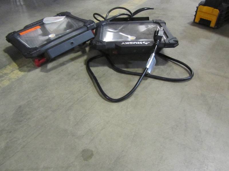 lot 52 image: Husky 7000-Lumen Twin-Head LED Worklight