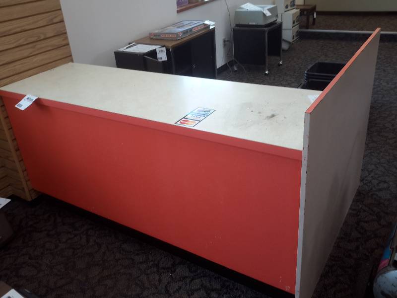lot 56 image: Service Counter with side board