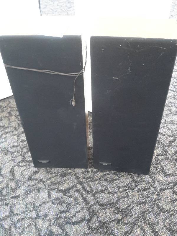 lot 18 image: 2 Yorx, Model S202K Speakers