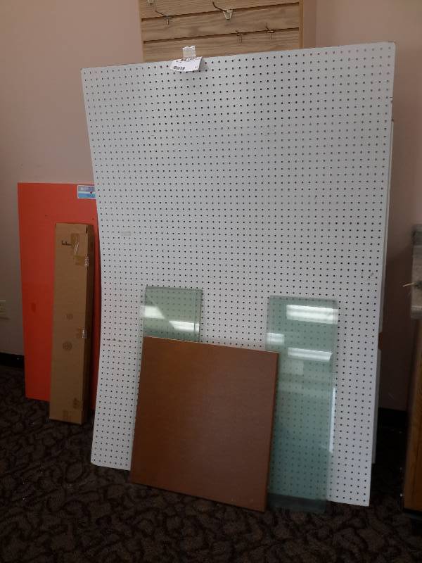 lot 51 image: Misc. building material items