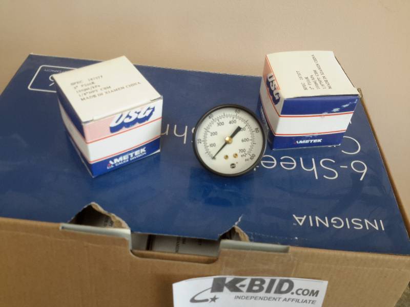 lot 45 image: 82, Pressure Gauges.. New