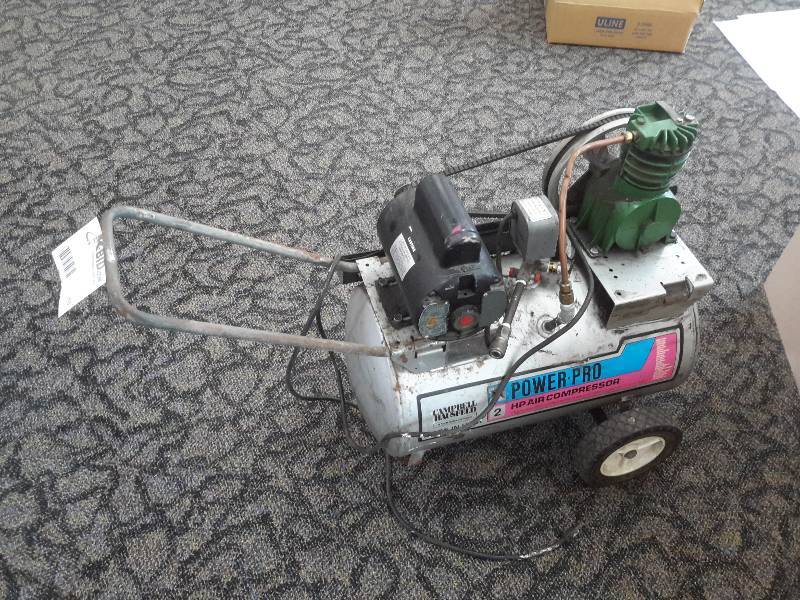 lot 10 image: Power Pro, 2 Hp Air Compressor