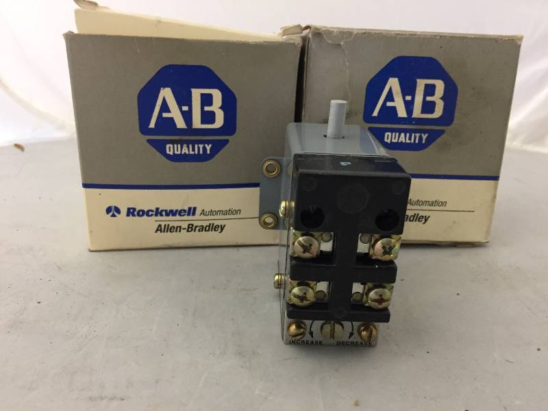 lot 16 image: 3 Pneumatic Timing Units New in Box