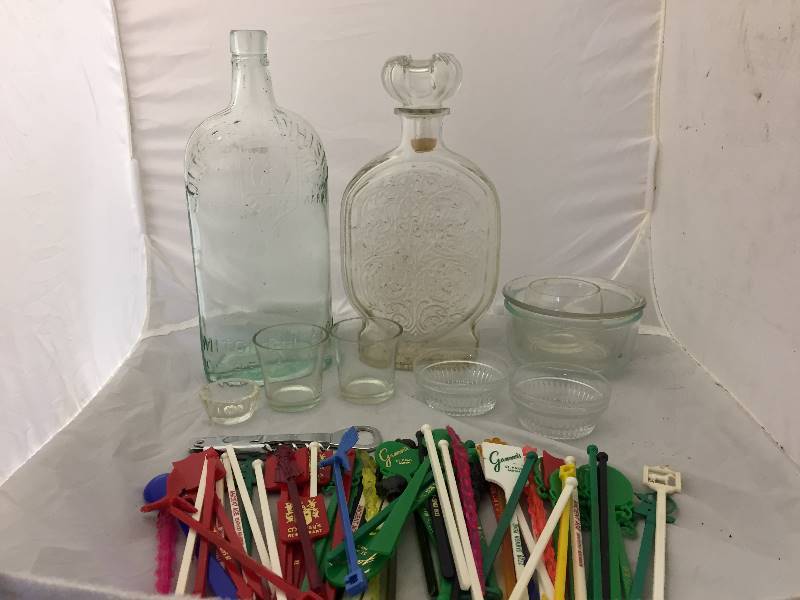 lot 27 image: Vintage Barware - Stir Sticks, Decanters, More