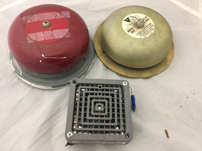 lot 33 image: 2 Bell Alarms - 1 Buzzer