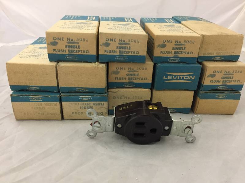 lot 38 image: 14 Leviton Single Flush Receptacles