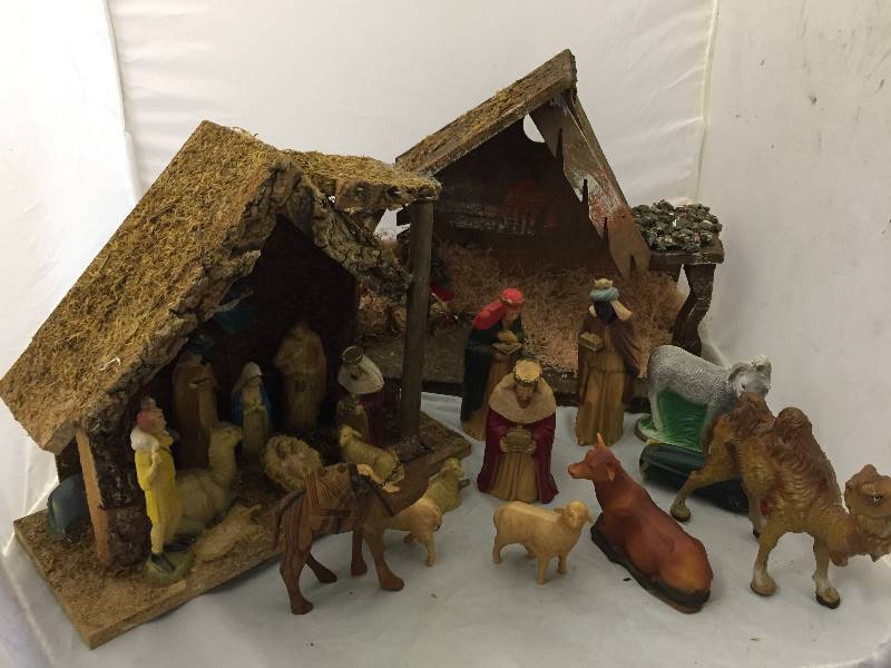 lot 41 image: Nativity Creche & Figures