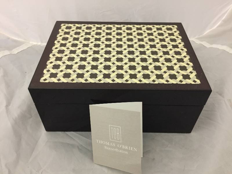 lot 88 image: Decorative Box - Reed Barton
