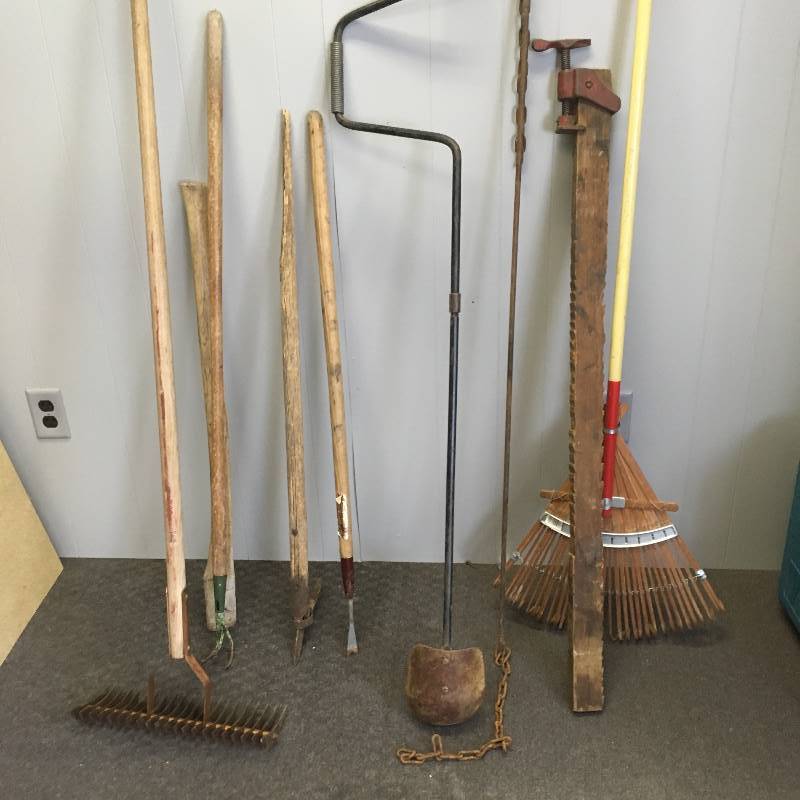 lot 119 image: Tools - Yard, more