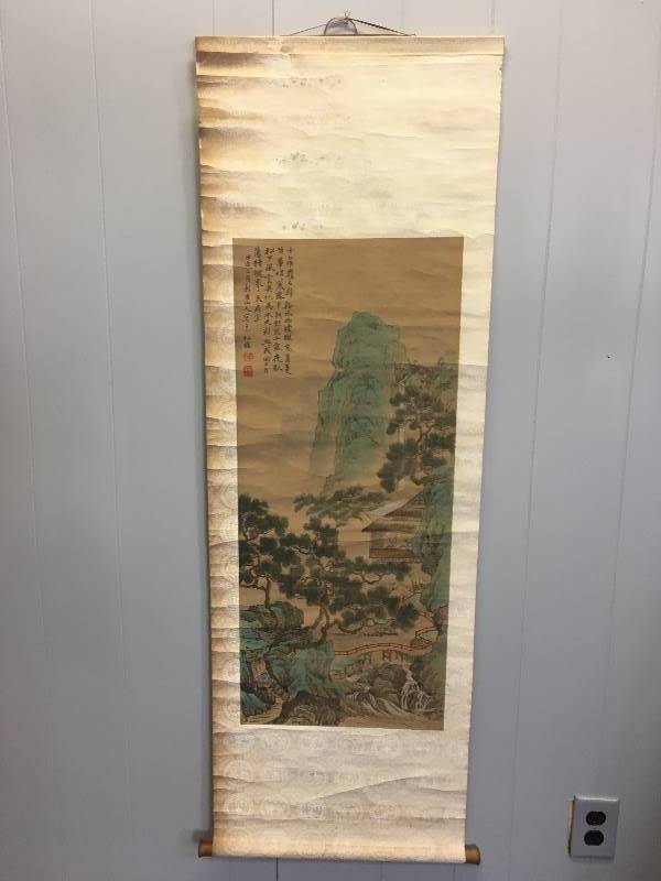 lot 149 image: Vintage Asian Design Paper Scroll