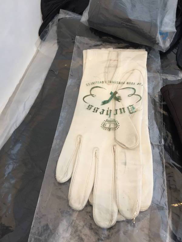 lot 168 image: Vintage Leather Gloves