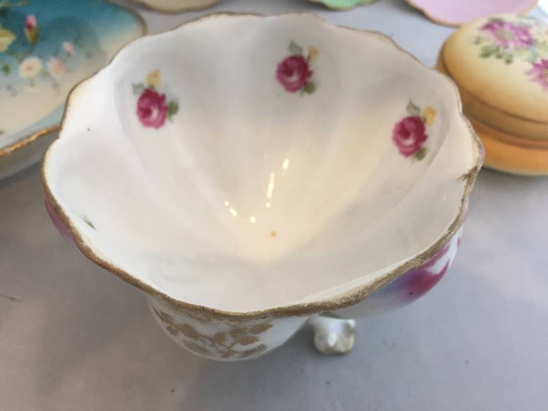 lot 177 image: Antique Painted China Dishes
