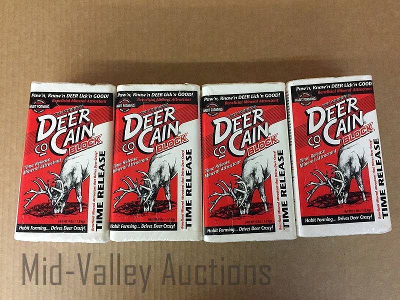 lot 432 image: Deer Cain Blocks