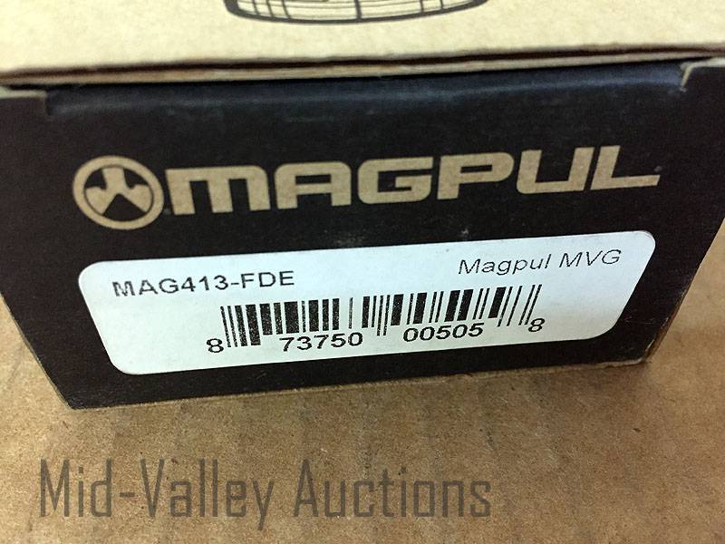 lot 497 image: Magpul Moe MVG Moe Vertical Grip