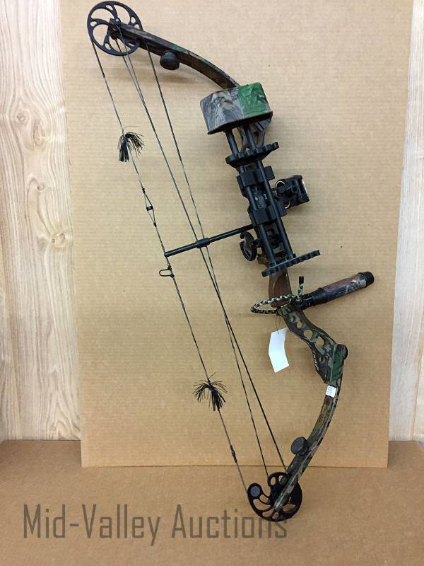 lot 351 image: Mathews Solo Cam Bow Used