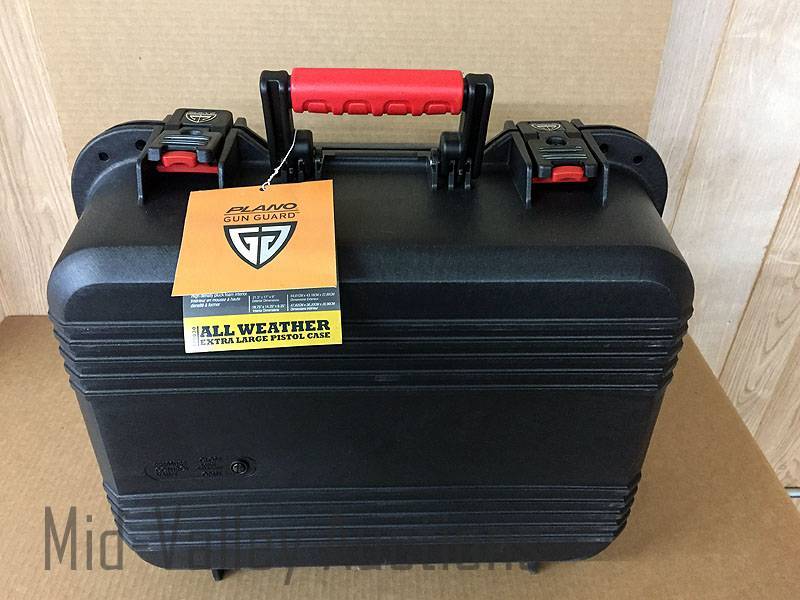 lot 372 image: Plano All Weather Extra Large Pistol Case