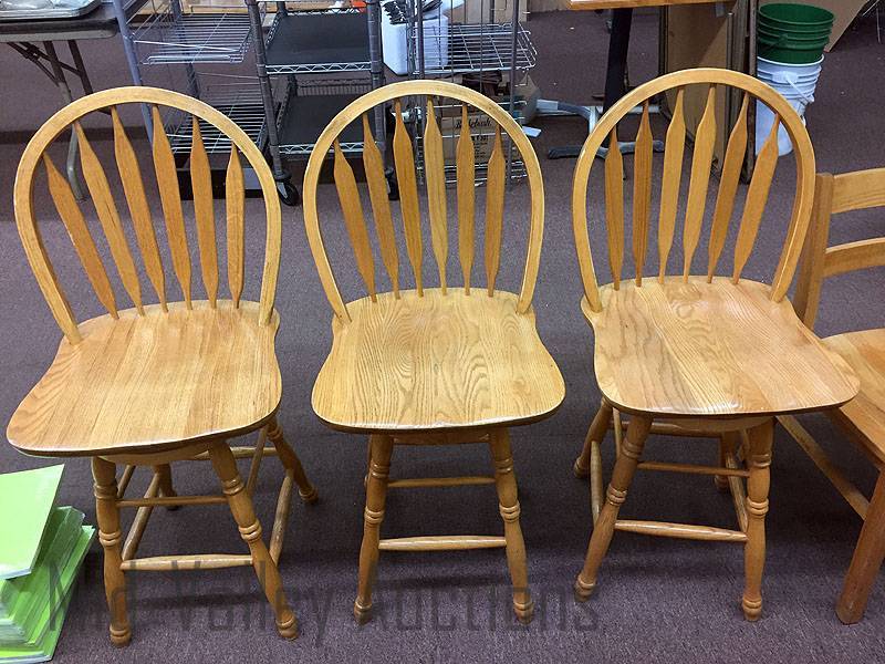lot 522 image: 3 Solid Wood Swivel Stools