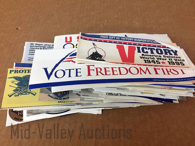 lot 542 image: Hunting & Sportsman Stickers