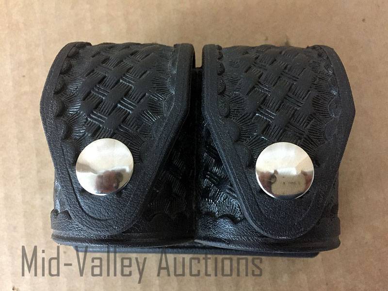 lot 550 image: HKS Speedloader 29 44 Mag