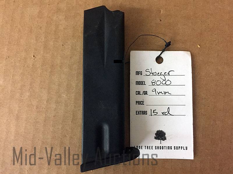 lot 563 image: Stoeger 8000 9MM 15 Round Magazine