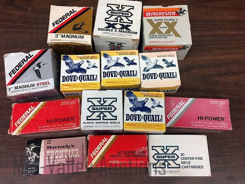 lot 576 image: Vintage Ammo Boxes