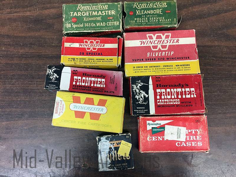 lot 578 image: Vintage Ammo Boxes