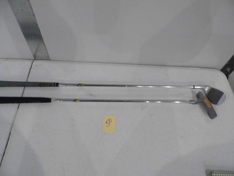 lot 50 image: H-F 7 Golf Clubs