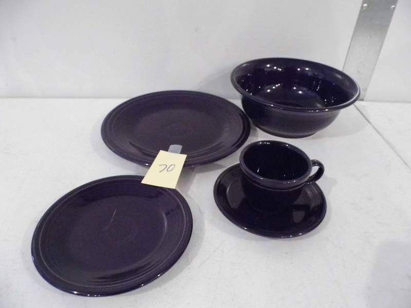 lot 70 image: Assorted Fiesta Dishes