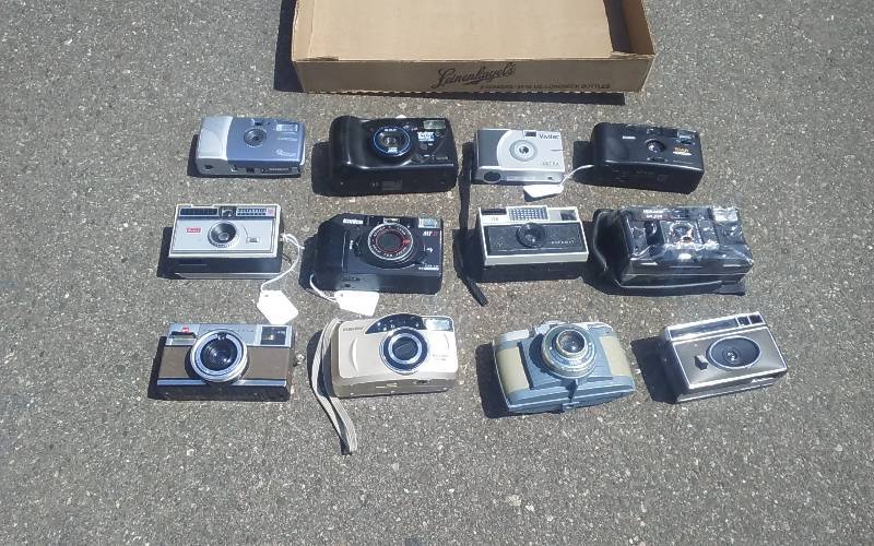 lot 33 image: 12-Old Cameras