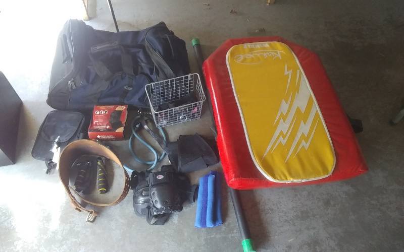 lot 19 image: Exercise Related-Weights, Belts, 15-Lb Bar, Duffel Bag, Kicking Pad ()