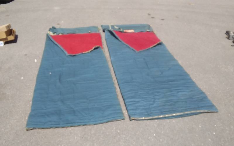 lot 29 image: Pair Of Vintage Minnesotan Sleeping Bags By Stearns