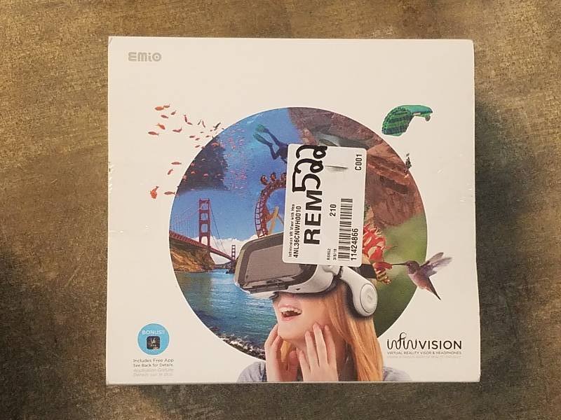 lot 522 image: Emio Infinivision Virtual Reality Visor with Headphones
