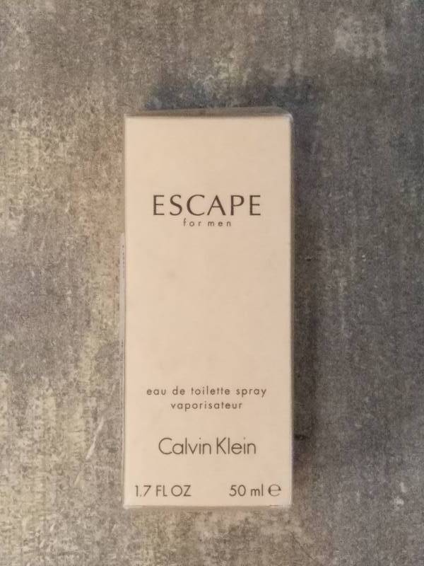 lot 580 image: Calvin Klein Escape Eau De Toilette Spray - 1.7 Oz.