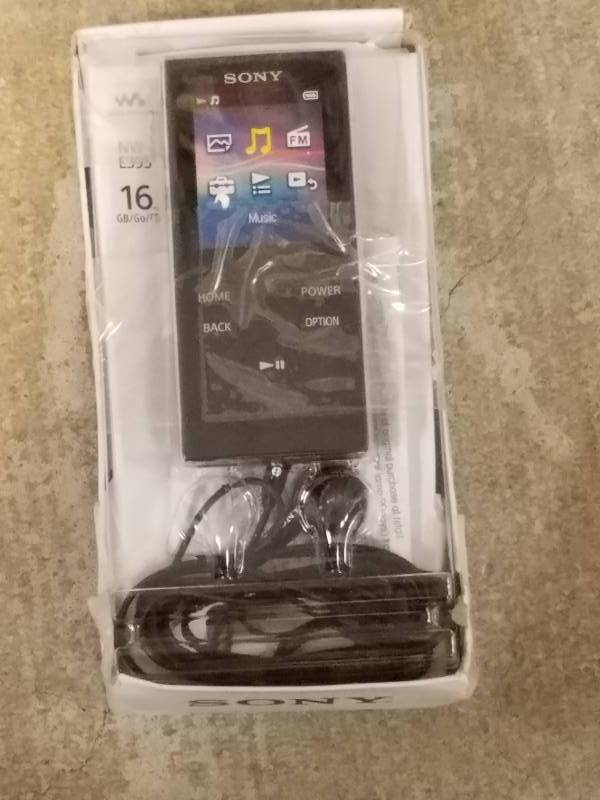 lot 598 image: Sony Walkman 16GB Audio Player Black