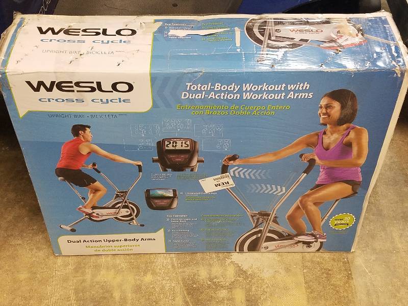 lot 601 image: Weslo Cross Cycle Upright Exercise Bike