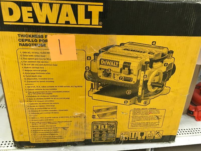 DeWalt 15 Amp 13 in. Heavy-Duty 2 Speed Thickness Planer with Knives and Tables open box in like new condition