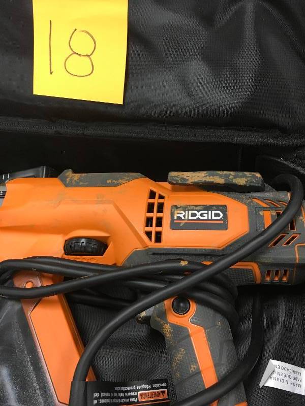 Ridgid 3 in. Drywall and Deck Collated Screwdriver used in working condition