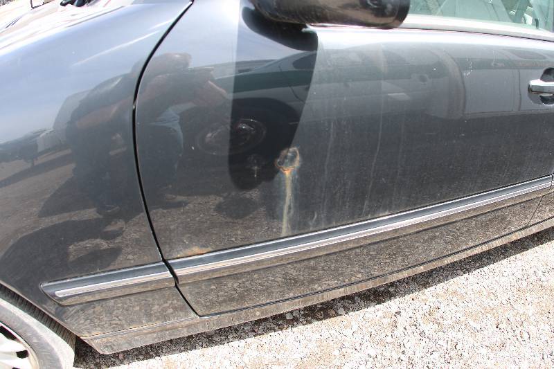 lot 0006 image: 2002 Mercedes E320