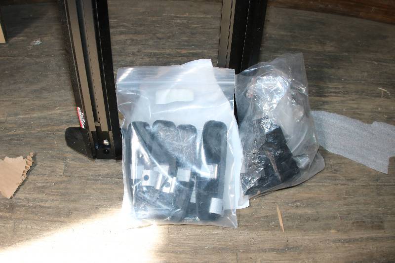 lot 0014 image: Pro Rac Carrier Bars For Tent Camper