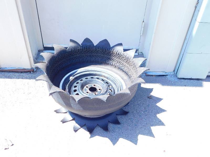 lot 3 image: Custom Hand Made Tire Flower Pot