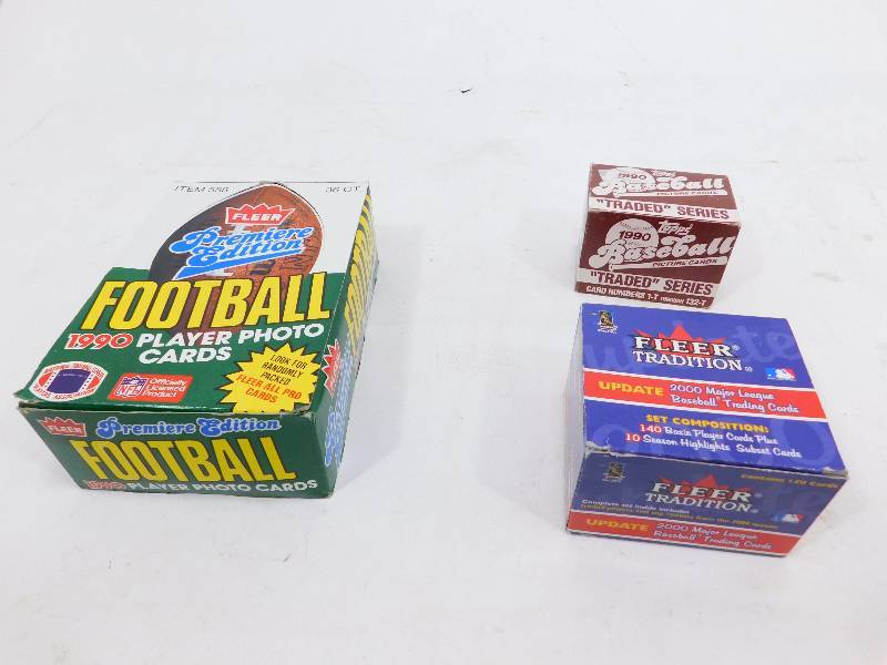 lot 19 image: Miscellaneous Sports Cards