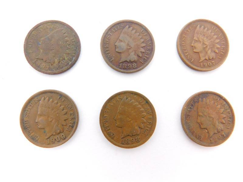 lot 25 image: Indian Head Pennys