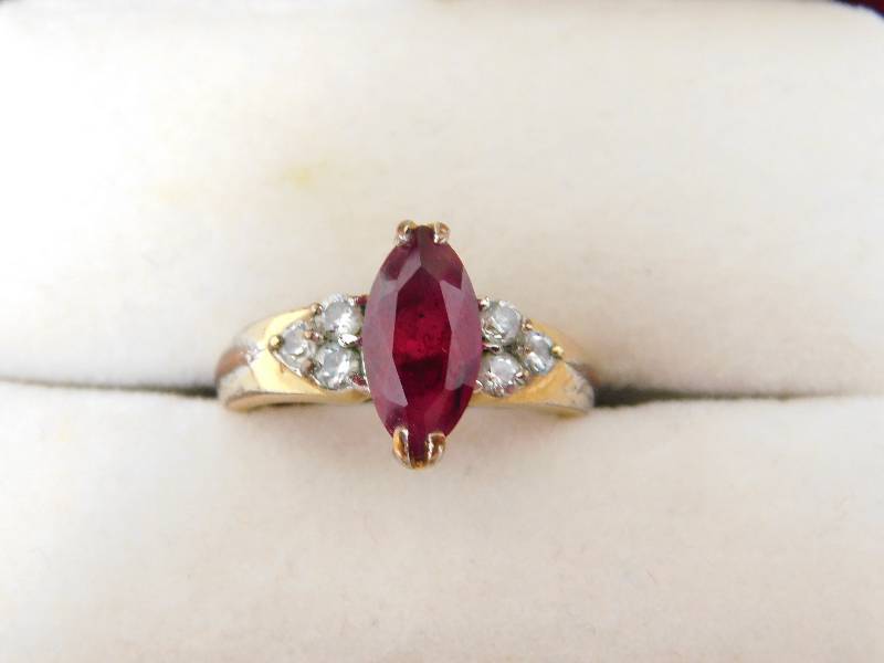 lot 74 image: Ruby Diamond Ring